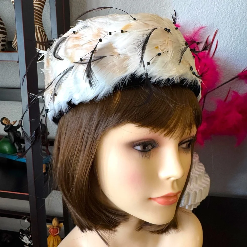Vintage Black and White Feathered Hat - Picture 3 of 12